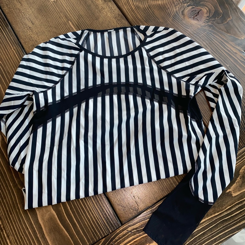 Lululemon Long Sleeve Mesh Top
